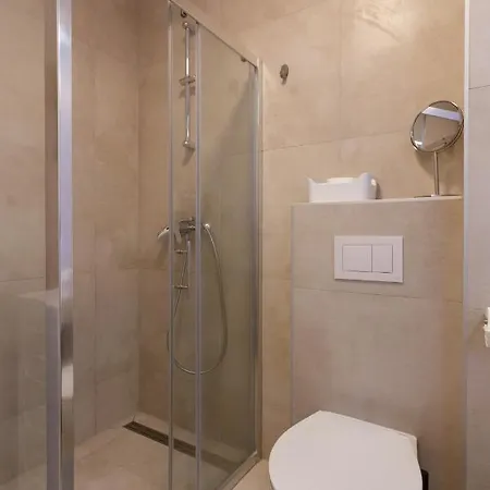 Center /free Parking Place In The Garage Apartman Dubrovnik