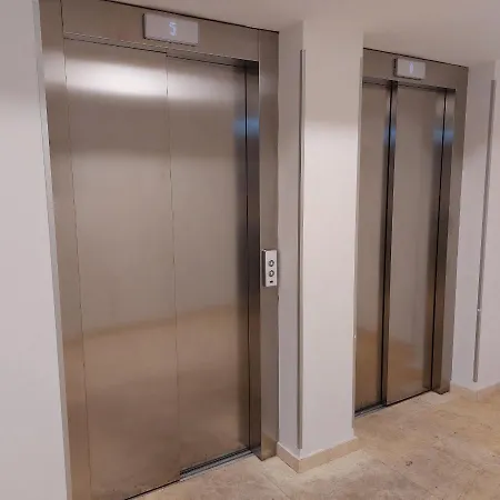 Apartman Center /free Parking Place In The Garage